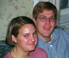 adam_amy.jpg (40260 bytes)