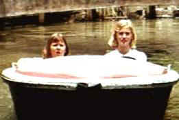 motor boat18.jpg (8416 bytes)